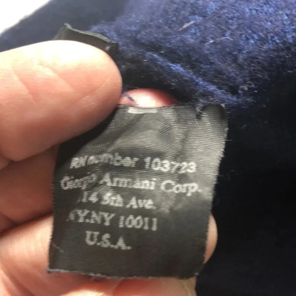 GIORGIO ARMANI Cashmere Navy Blue Sweater - Picture 7 of 9